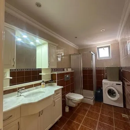 Villa Gold Da Oezel Havuzlu Muhtesem *