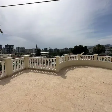 Gold Da Oezel Havuzlu Muhtesem Villa *