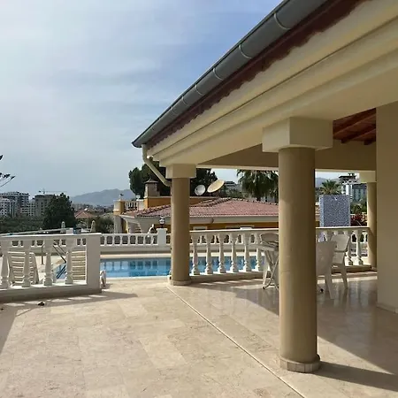Villa Gold Da Oezel Havuzlu Muhtesem *