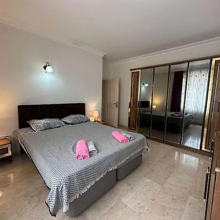 Villa Gold Da Oezel Havuzlu Muhtesem *